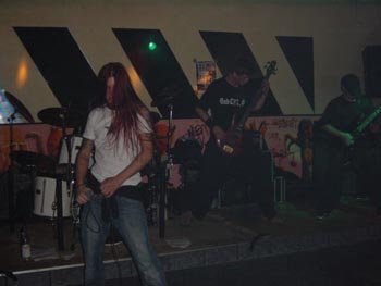 IMG008